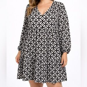 Black and White Geometric Dress